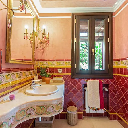 Beautiful In With Wifi, Outdoor Swimming Pool And Swimming Pool *