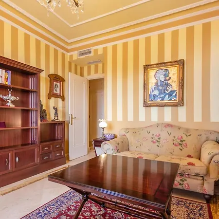 Beautiful In With Wifi, Outdoor Swimming Pool And Swimming Pool Marbella