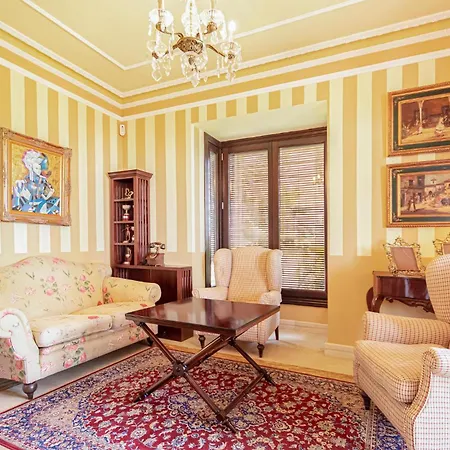 Beautiful In With Wifi, Outdoor Swimming Pool And Swimming Pool Semesterbostad Marbella